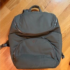 lululemon Sage New Parent Baby Bag